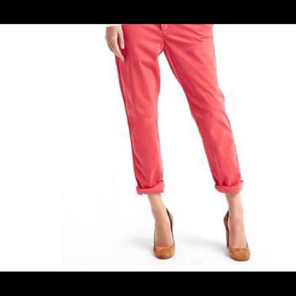 Gap Girlfriend Chino Sugar Coral Pants, Size 4